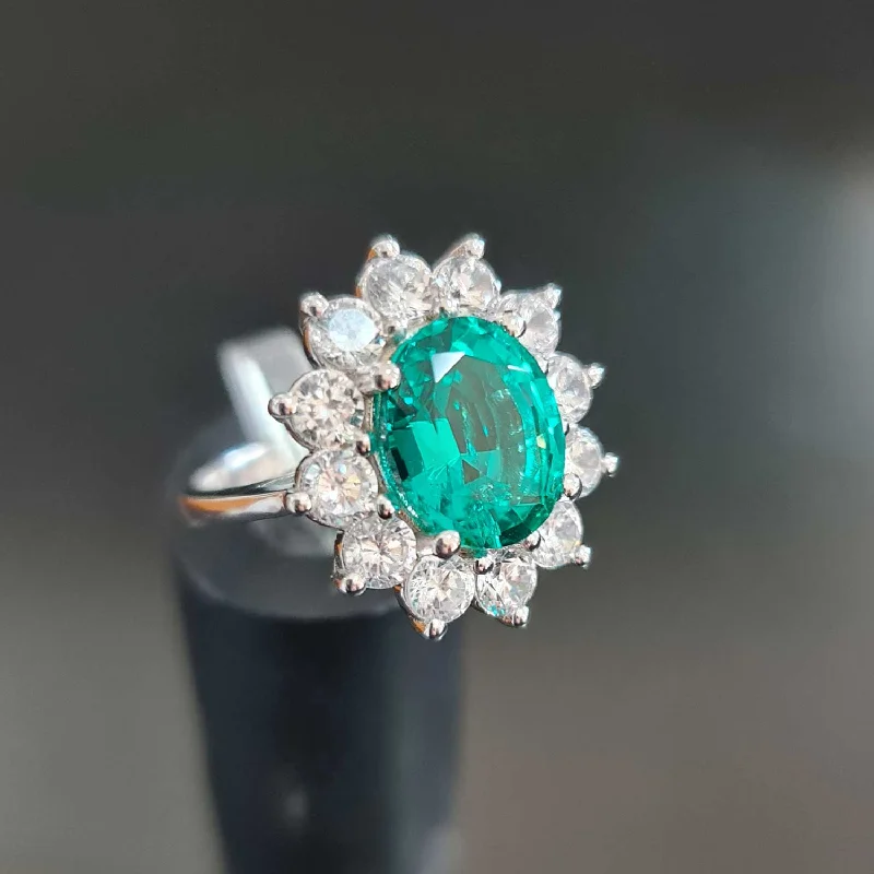 Jasmine - 4.60 carat green emerald ring with 2.50 carat natural diamonds