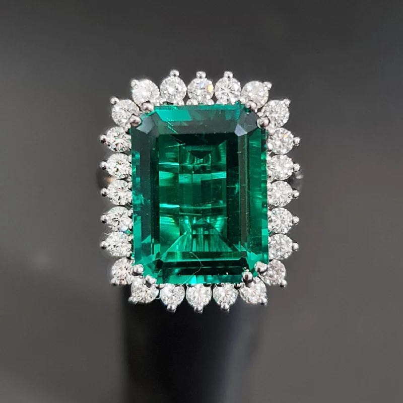 Venus -10.72 carat emerald ring with 1.30 carat natural diamonds