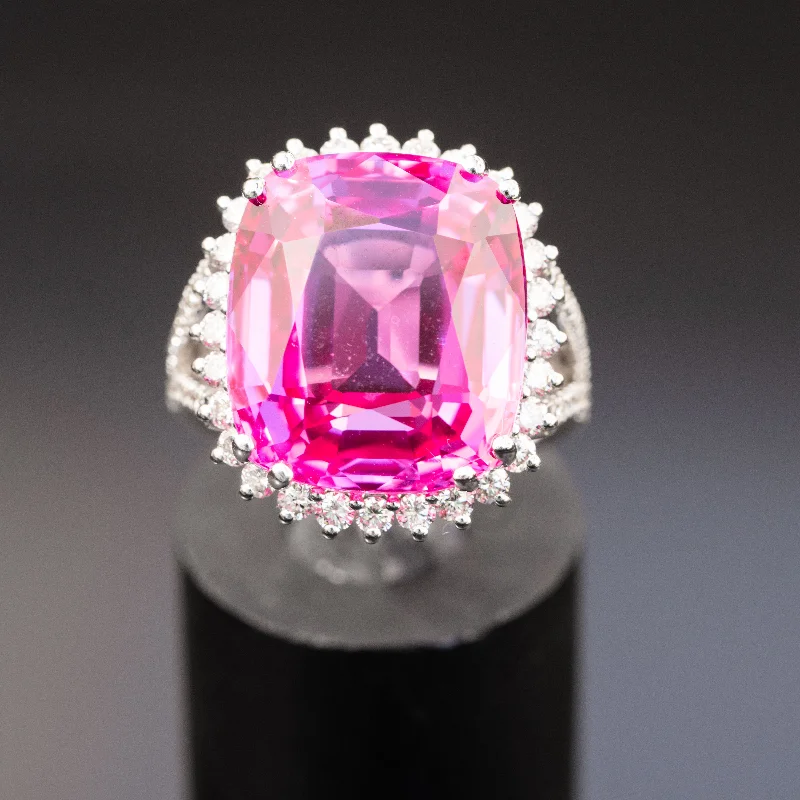 Vivian - 18.00 carat pink sapphire ring with 0.80 carat natural diamonds