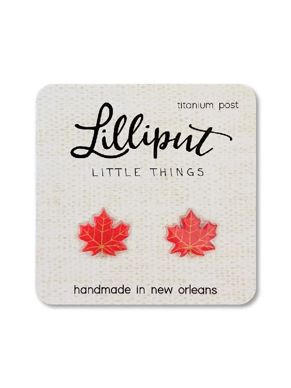 Maple Leaf Posts by Lilliput Little Things