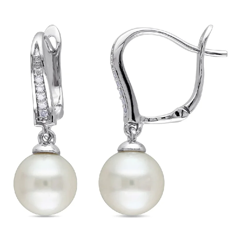 Miadora Sterling Silver Freshwater Pearl and Diamond Accent Earrings (8-8.5 mm)